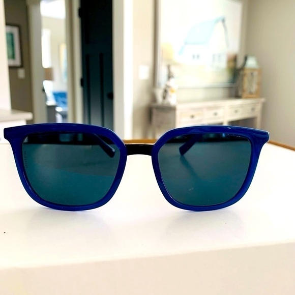 DOLCE & Gabbana Sunglasses - Picture 3 of 14